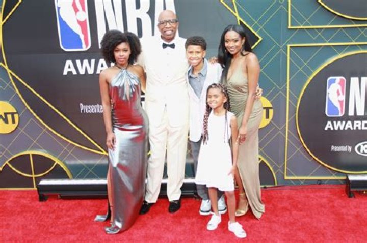 Kenny Smith’s net worth, biography, fact, career, awards and life story