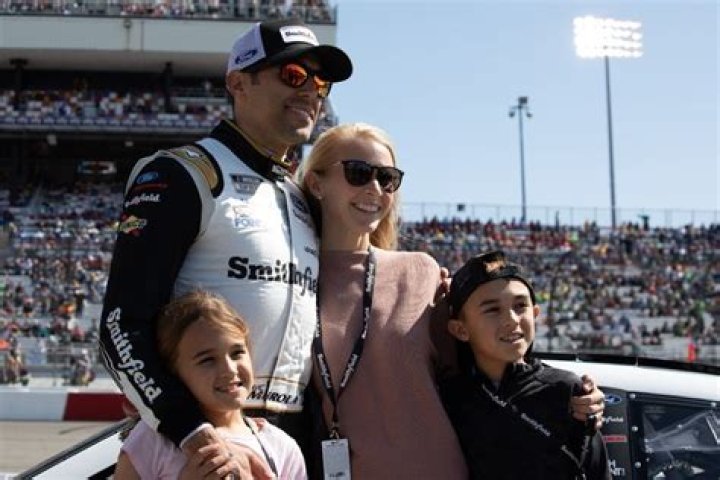 Meet Aric Almirola Wife Janice Almirola- Children Net Worth Details Of The Racing Driver