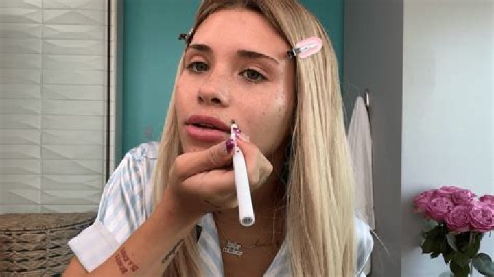 Nessa Barrett Lip Surgery, Tattoo, Eating Disorder, Race